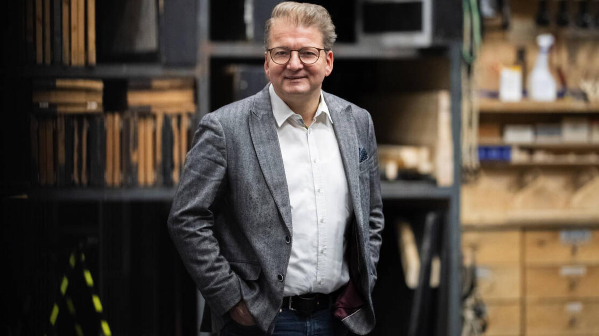 Lars Tietje ist seit 2021 Intendant des Stadttheaters Bremerhaven.