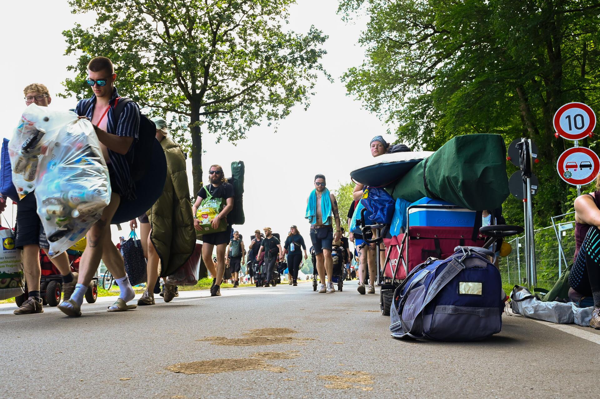 Leider gehört das auf vielen Festivals noch zum normalen Bild. Wenn die Besucher...