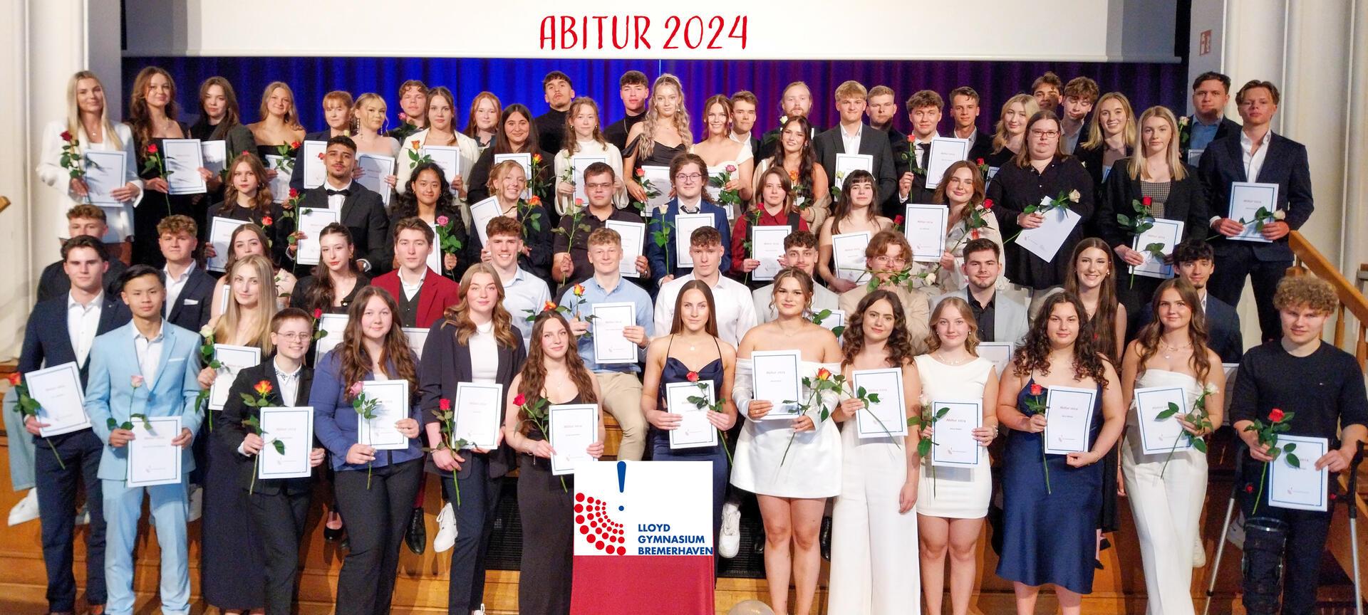 Lloyd-Gymnasium, Abiturklasse Q2: Viola Barck, Celina Baumann, Anina Brähler, La...