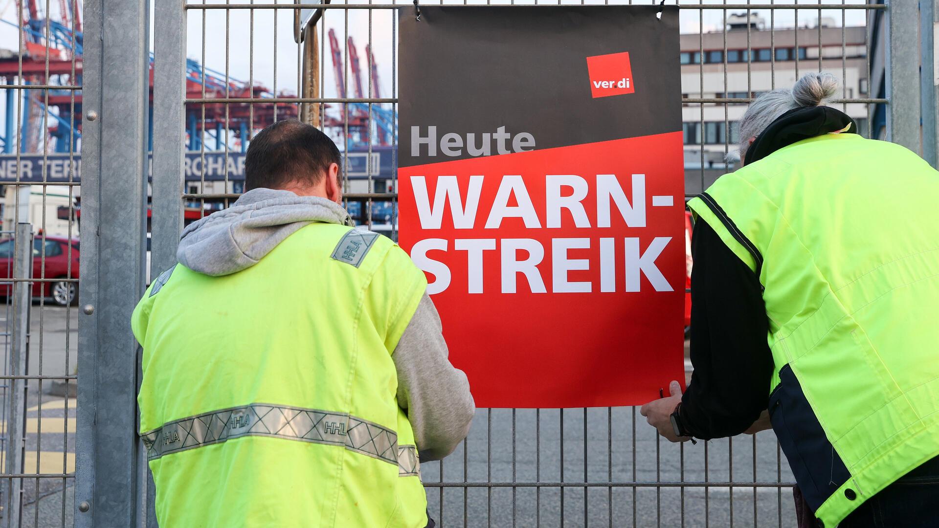 Mit Blick auf den nächsten Verhandlungstag wird gestreikt.