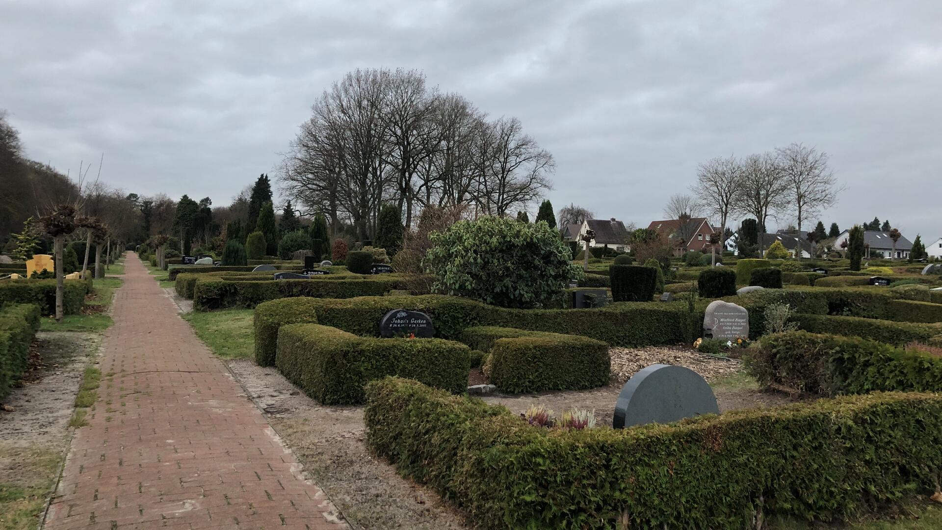 Möglicherweise wird auf dem Friedhof "Neues Feld" demnächst ein Gedenkort für Sternenkinder entstehen. Der Bremervörder Ortsrat hat einen entsprechenden Antrag gestellt. Die Kostenschätzung beläuft sich auf 10.000 Euro.