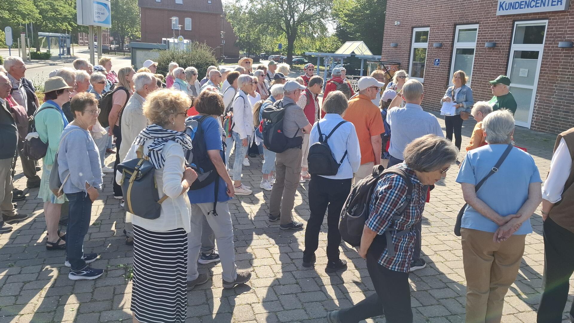 Nach der Begrüßung durch den ersten Vorsitzenden Rainer Gehres wurden die Gruppen eingeteilt.