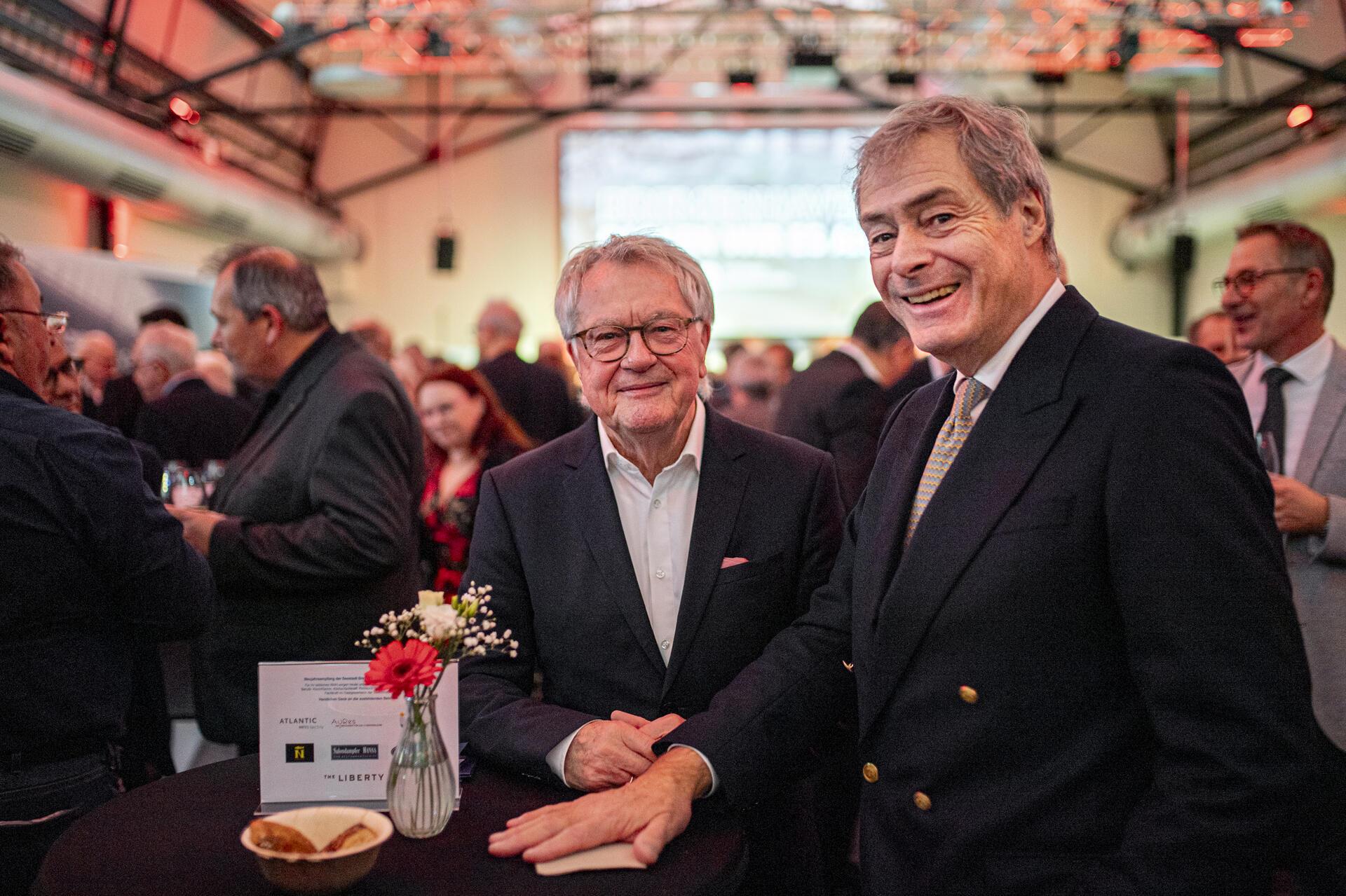 Rechtsanwalt Klaus Becké und Ingo Kramer, Ehrenpräsident der Arbeitgeberverbände...