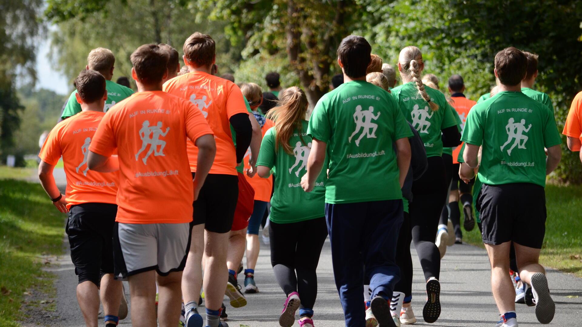 Rund 90 Läuferinnen und Läufer gingen dieses Jahr beim Auzubi-Lauf der IHK an den Start.