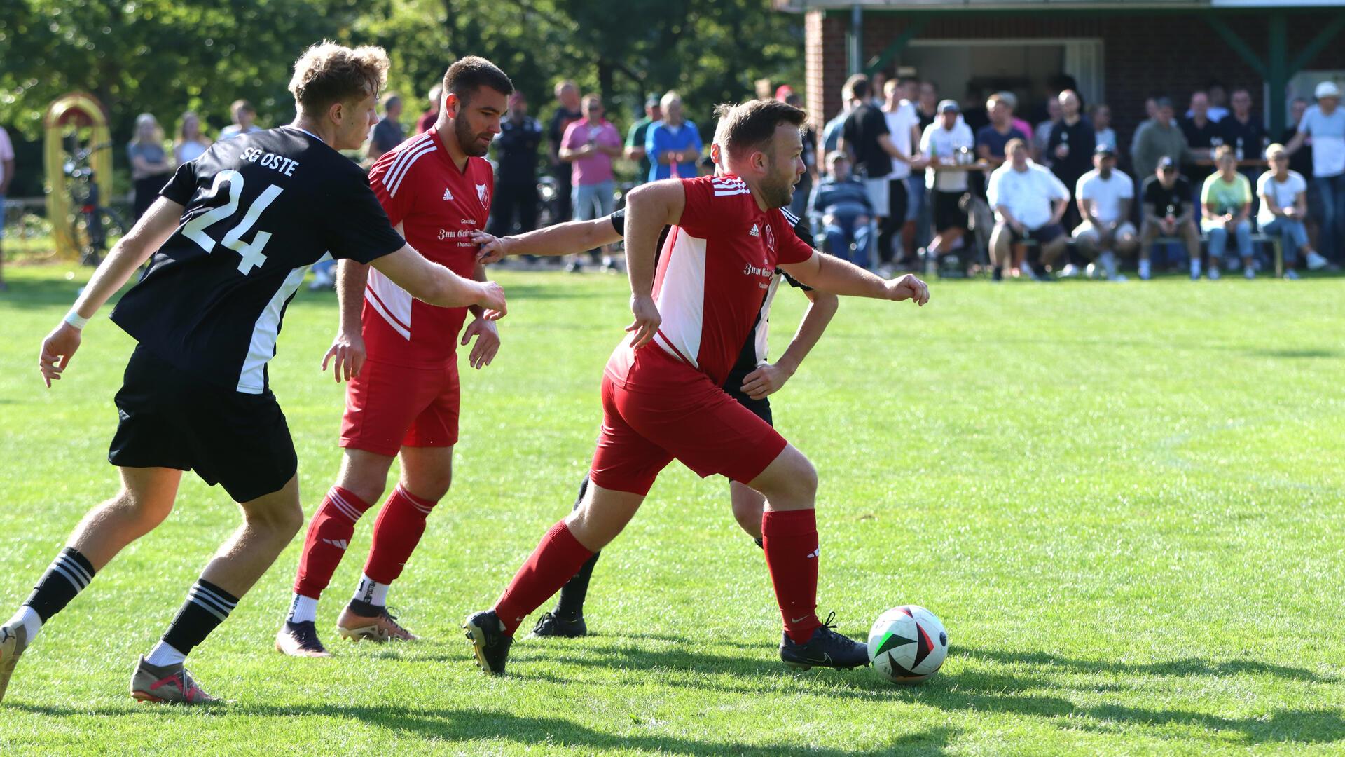 SV-Ideengeber Luca Poppe versuchte immer wieder das Aufbauspiel anzukurbeln.