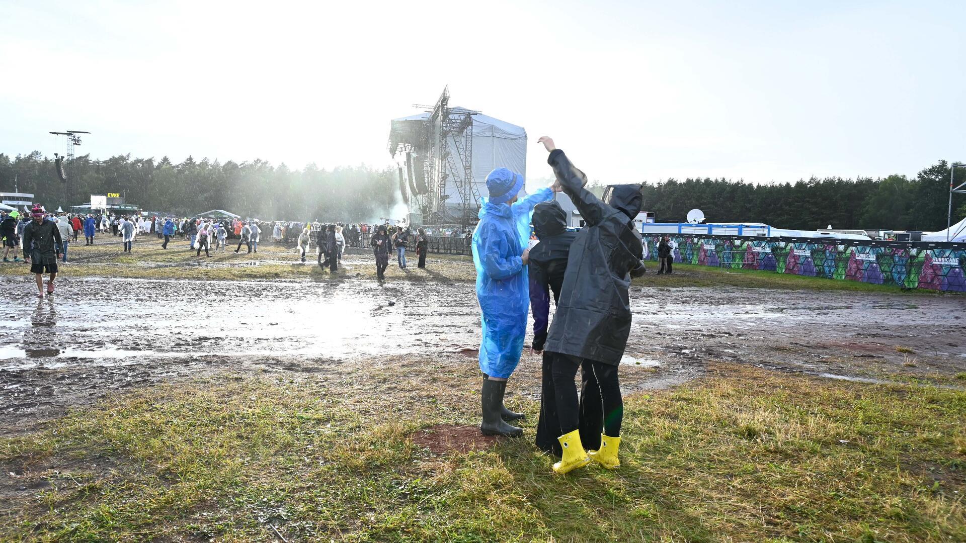 Schlamm und Matsch! Auf dem Hurricane sind Gummistiefel nun Pflicht.