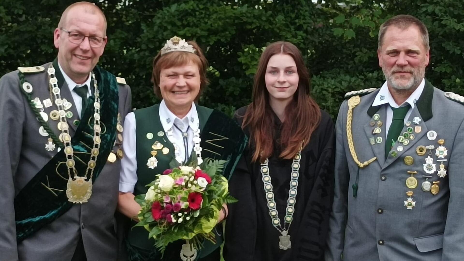 Stolze Gesichter in Großenhain (von links): Johan Hummel, Hanna Plate, Frida Falke und Holger Lindner