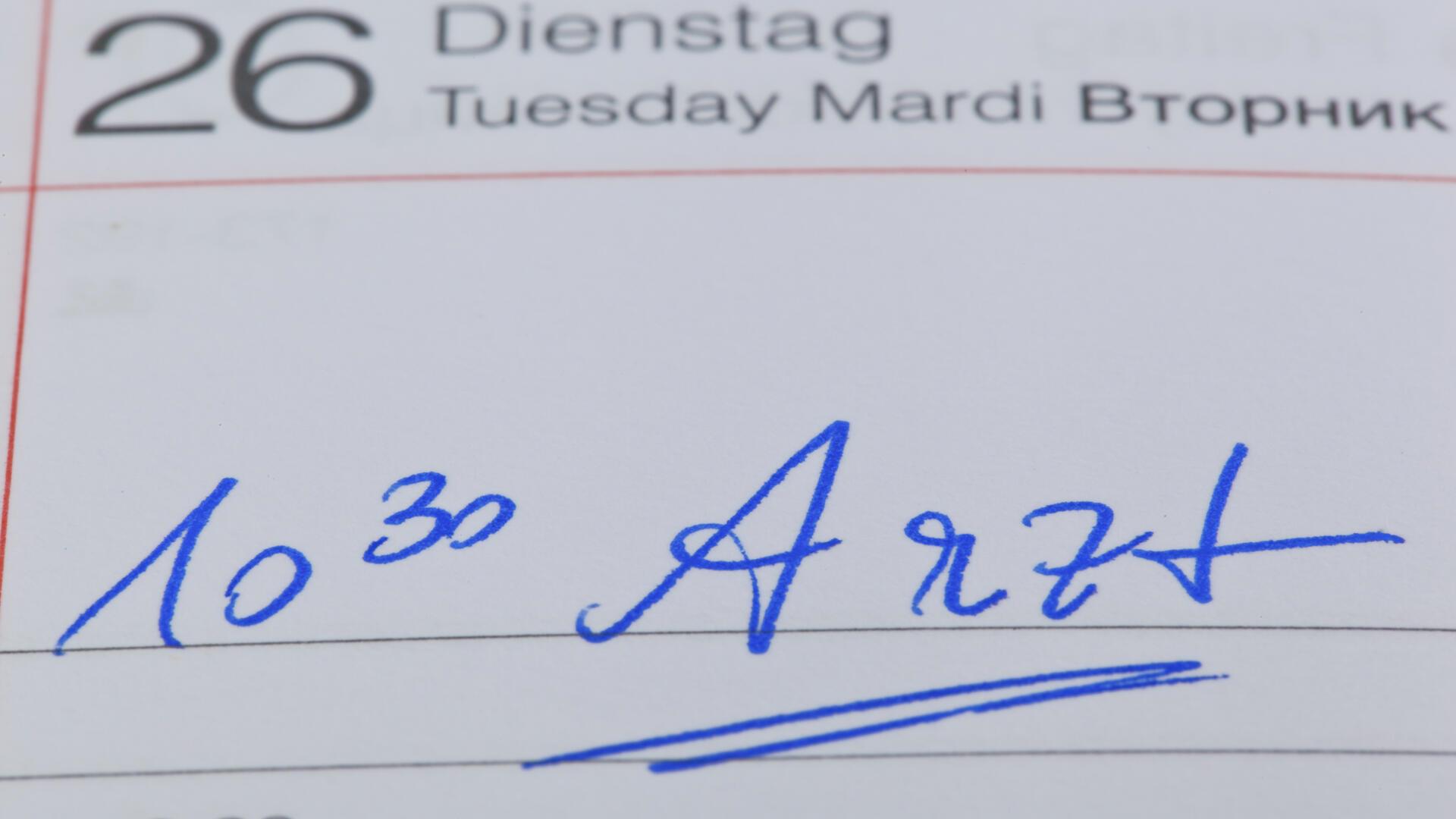 Ein Arzttermin ist in einen Kalender eingetragen. 