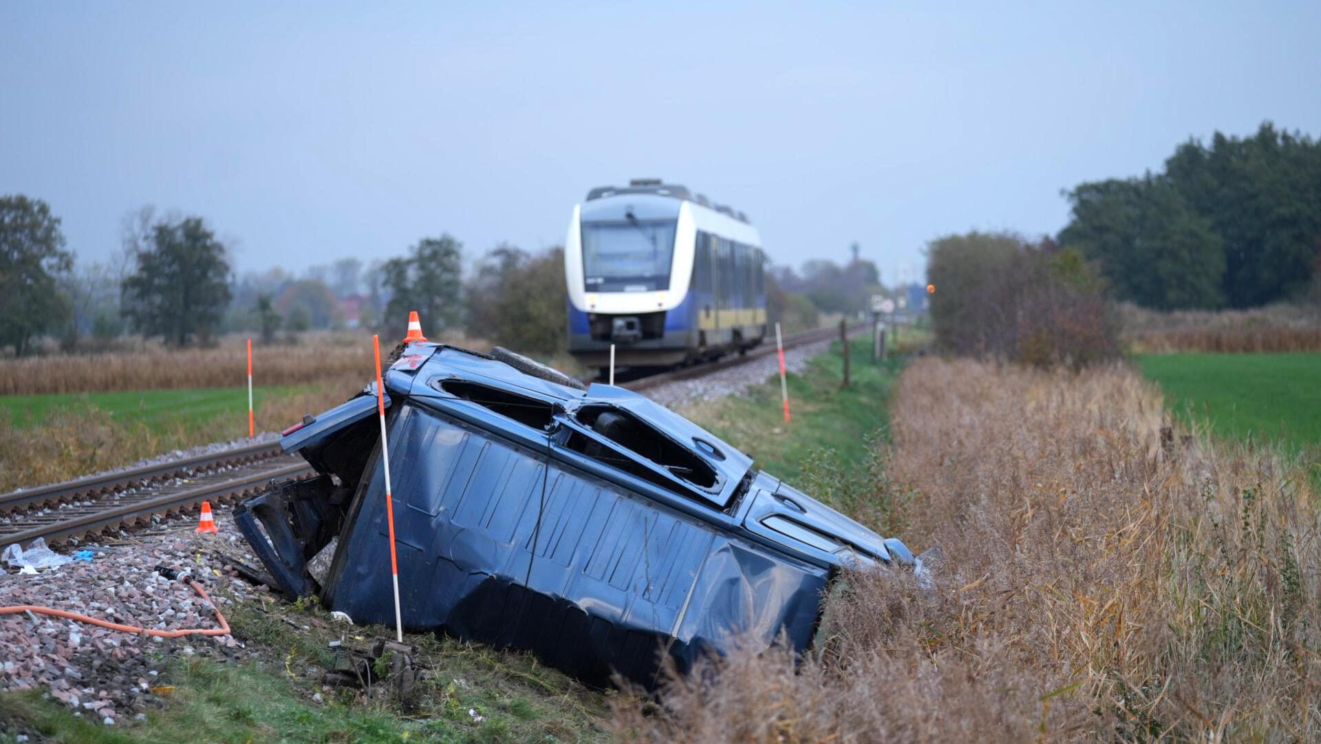 Tödliches Bahnunglück an einem unbeschrankten Bahnübergang in Mulsum.