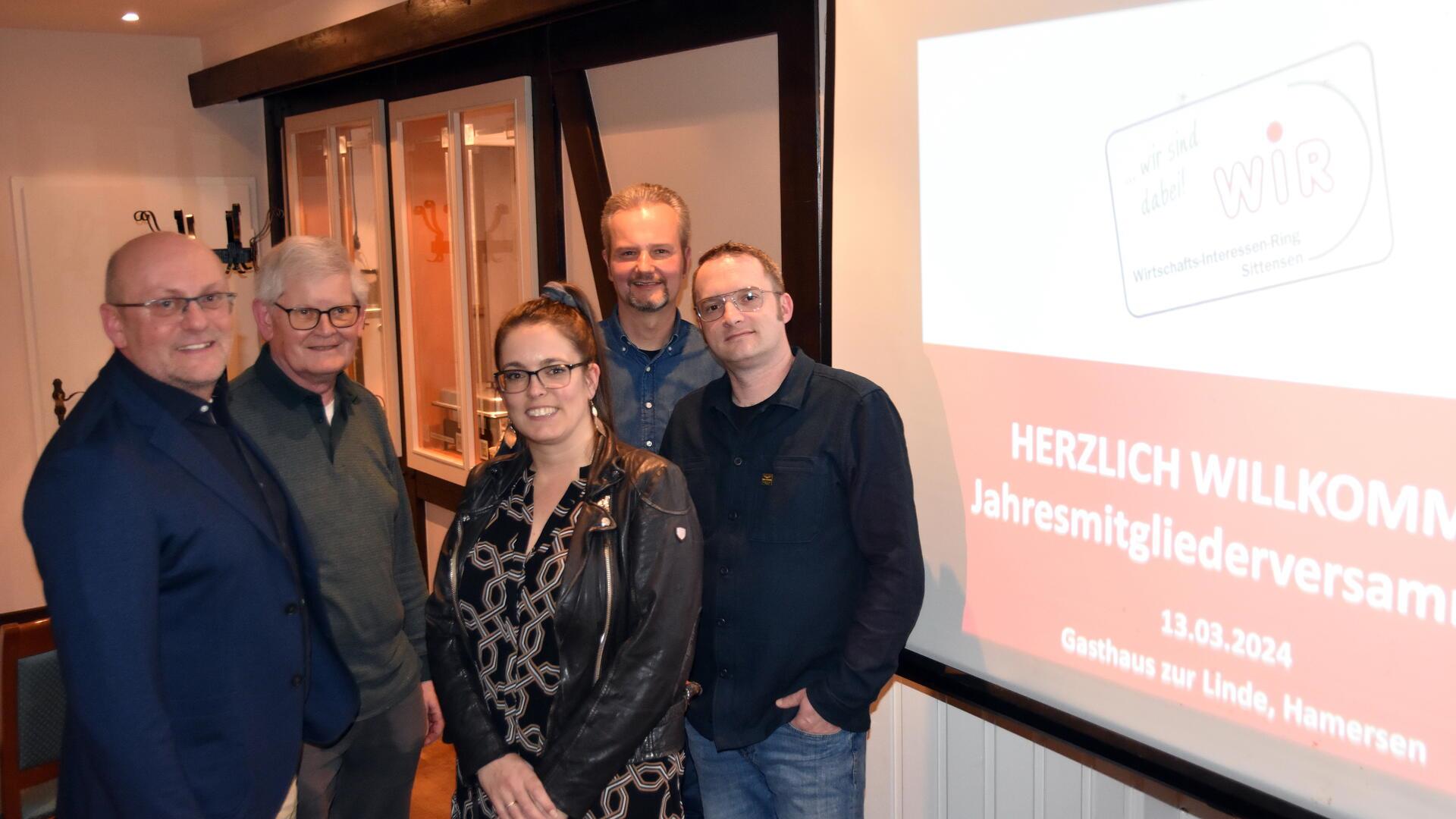 Torsten Wichern, Gerhard Inzelmann, Sarah Kramer, Bernd Dohrmann und Mathes Stabbert (von links) vom WIR-Vorstand.