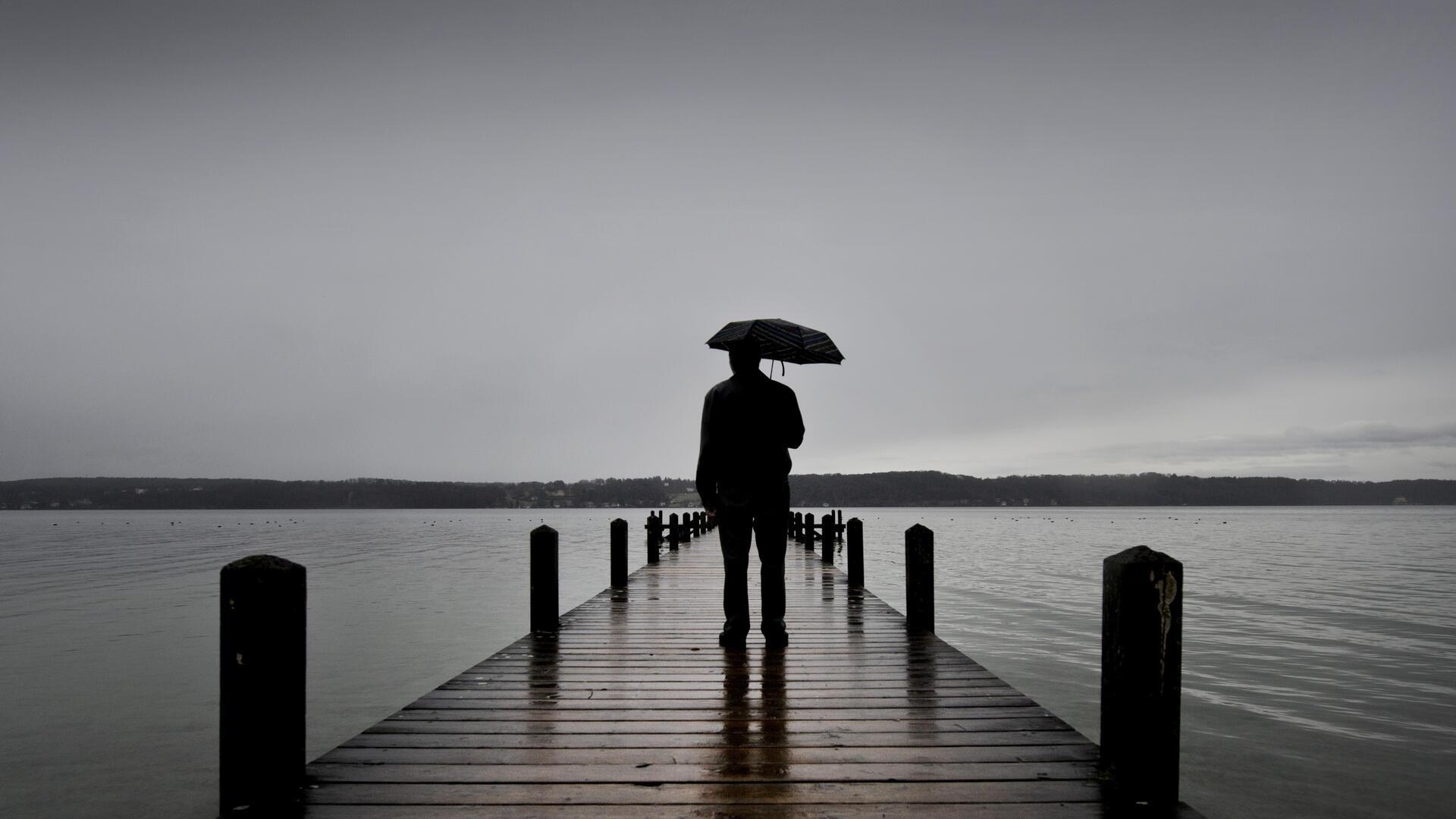 Übermüdet, überlastet, erdrückt von angestautem Stress und gepeinigt durch unbewältigte Tiefs: Immer mehr Menschen leiden unter Stress.