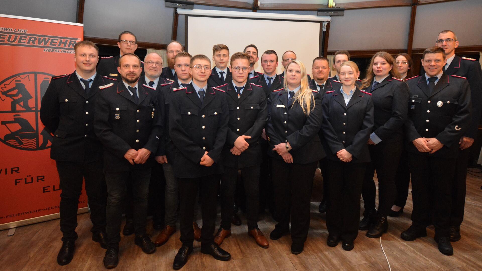 Unser Foto zeigt (von links): Pascal Fuhler, Ingmar Klee, Ralf Pooch, Eckhard Schneider, Dennis Dependahl, Finn Außerlechner, Enrico Ahlandt, Linus Ehlen, Luis Außerlechner, Steffen Büther, Jonas Dankers, Holger Bernhard-Mardmöller, Christin Kühn, Svend Springmann, Jan Nuszkowski, Lene Fricke, Alexandra Moritz, Yasmin Letzel, Roland Beneke und Torben Wilshusen.