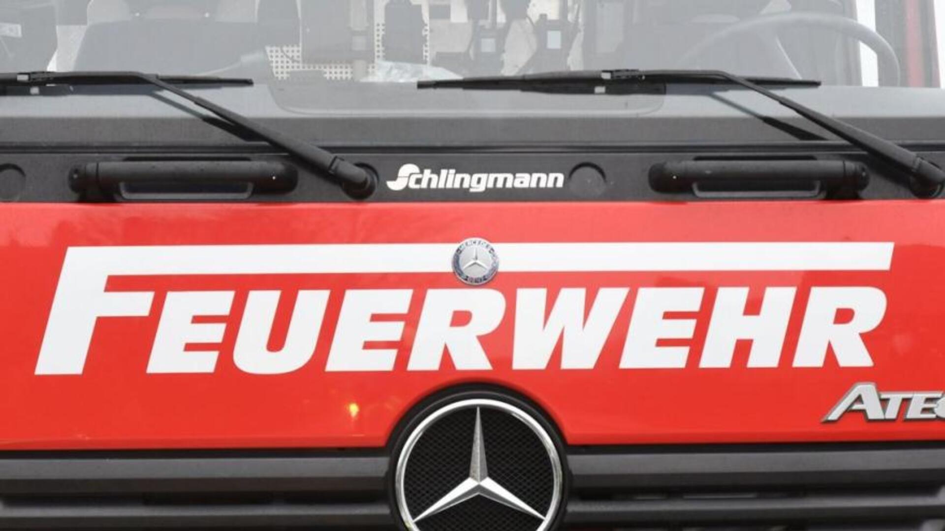 Wegen eines unbekannten Gasgeruchs in einem Bankgebäude in Sittensen musste die Feuerwehr ausrücken.